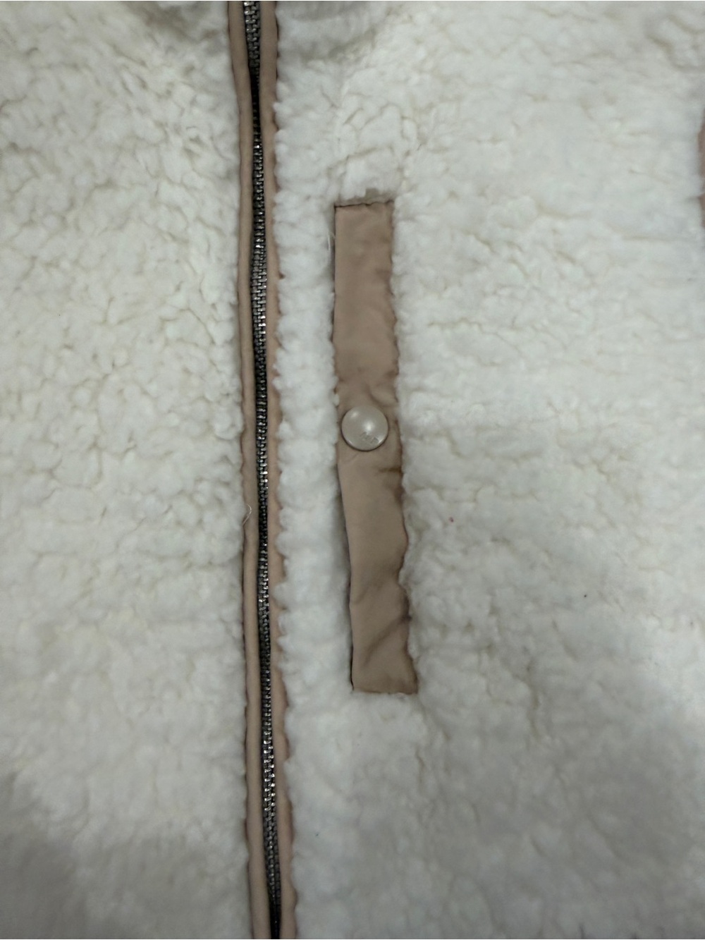 Abercrombie & Fitch Soft Cream Sherpa Zip Vest with Tan Lining Medium - Picture 3 of 9